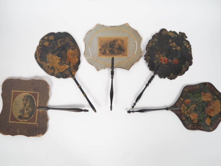 5 différents chasse mouches Napoléon III. (Mauvais état).