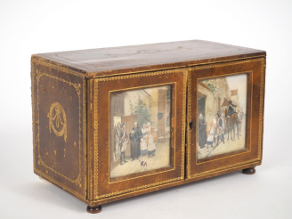 Vente aux enchères Boîte à bijoux Napoléon III de style Empire en bois gainé de cuir, à d
