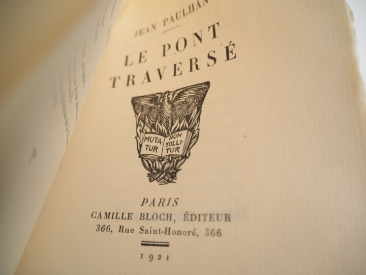 PAULHAN (J.). LE PONT TRAVERSÉ. P., Bloch, 1921. In-16 broché, couvert