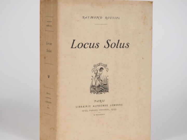 ROUSSEL (Raymond). LOCUS SOLUS. P., Lemerre, 1914. In-8 broché. Quelqu