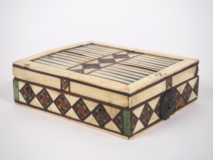 Atelier des Embriachi. Coffret fin XVème début XVIème italien en os, o