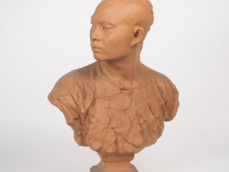 Vente aux enchères Jean-Baptiste CARPEAUX (d'après). "Le chinois". Sculpture en plâtre pa
