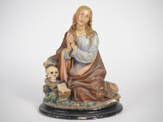 Vente aux enchères PELLEGRINI Editeur. "Saint femme implorante". Sculpture en plâtre poly