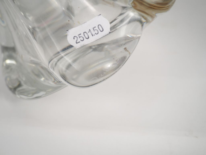 DAUM France. Deux lampes et une coupe en cristal. Signées. H. (lampes)