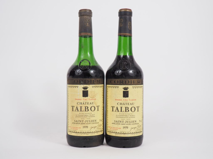 2 BOUTEILLES CHÂTEAU TALBOT GCC ST JULIEN - 1970 - 1 NIVEAU BAS/CAPS C