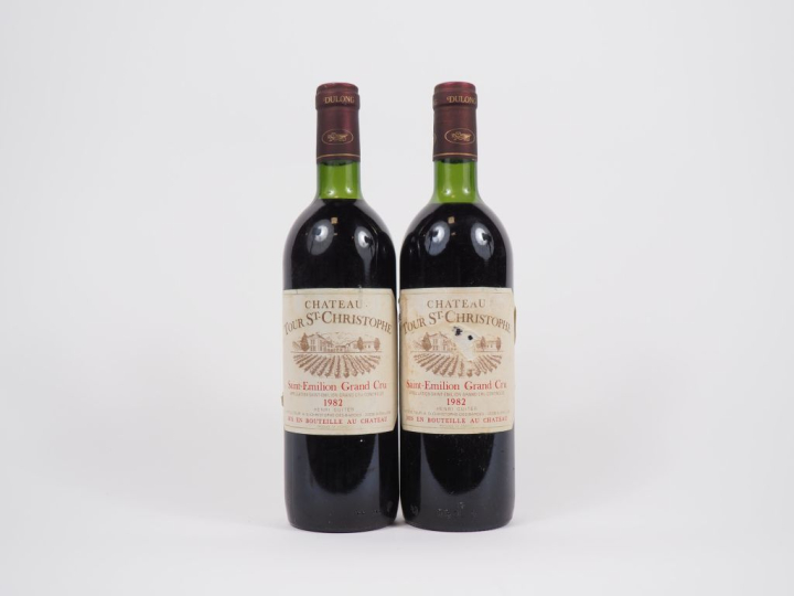 2 BOUTEILLES CHÂTEAU TOUR ST CHRISTOPHE GCC ST ÉMILION - 1982 - 1 LB-E