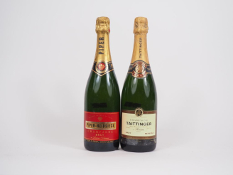 Vente aux enchères 2 BOUTEILLES CHAMPAGNE : 1 PIPER HEIDSIECK/1 TAITTINGER