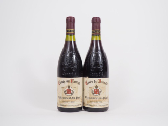 Vente aux enchères 2 BOUTEILLES CHÂTEAUNEUF DU PAPE "CUVÉE DU VATICAN" - 1988