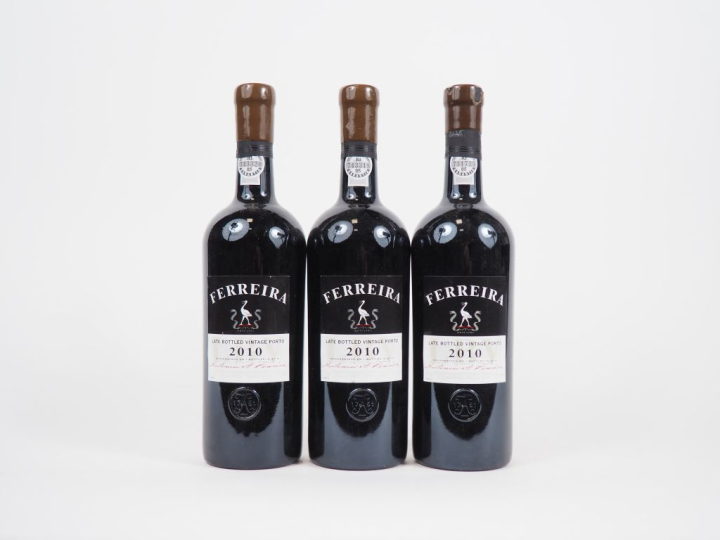 3 BOUTEILLES PORTO FERREIRA "LATE BOTTLED VINTAGE PORTO" - 2010 : 1 CA