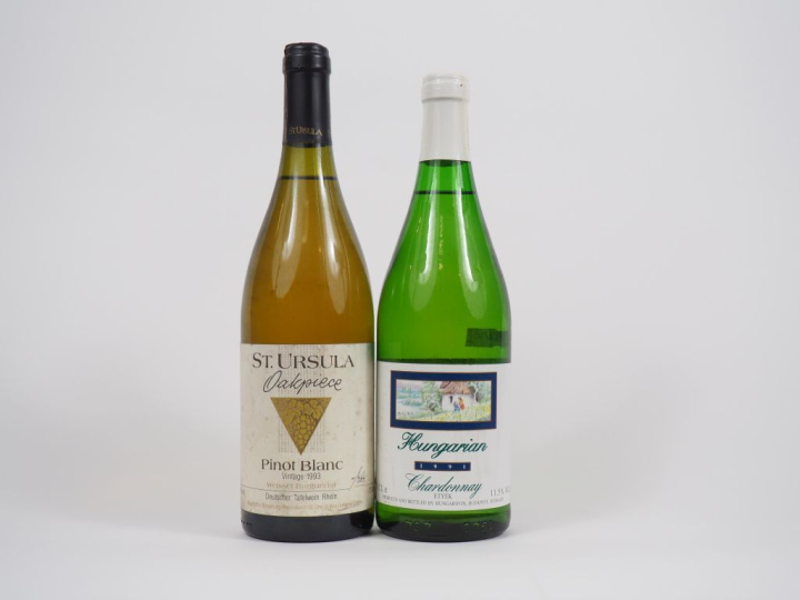 2 BOUTEILLES : 1 HUNGARIAN CHARDONNAY ETYEK 1991/1 ST URSULA OAKPIECE 