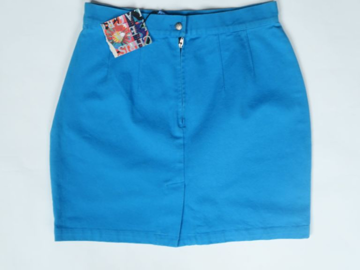 Jean's de Christian LACROIX,  Jupe courte turquoise en coton (100%). F