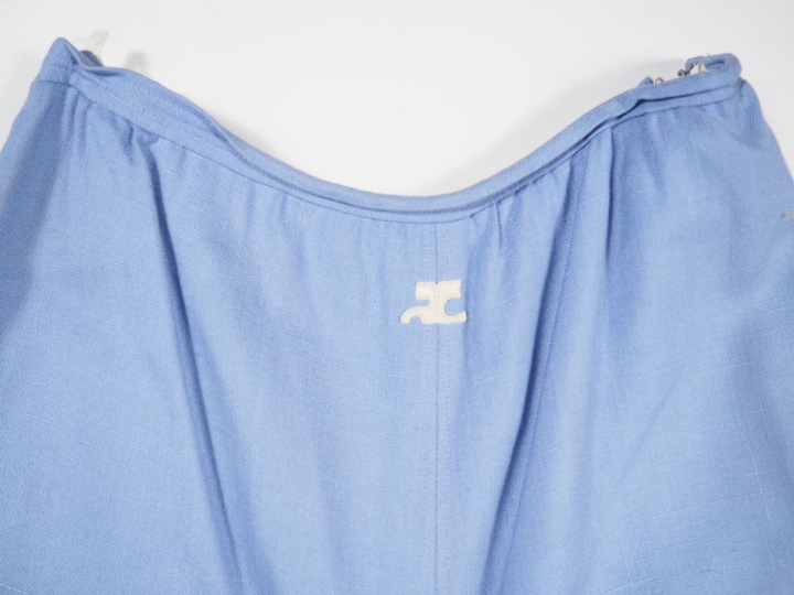 COURREGES, Paris Jupe culotte de couleur lavande en fibranne (100%).  