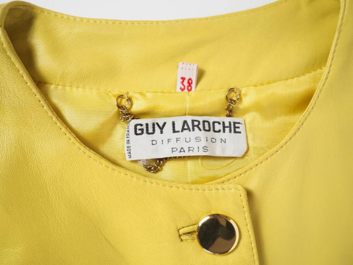 Guy LAROCHE Diffusion, Paris Ensemble de tailleur, jupe et veste, en c