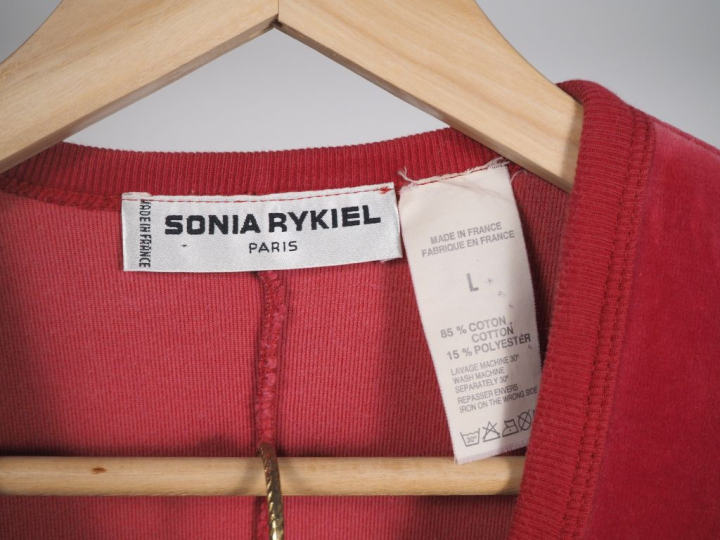 SONIA RYKIEL,  Ensemble comprenant une jupe et un pull en coton (85%) 