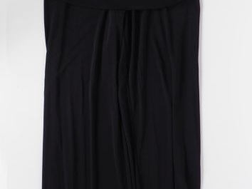 ESCADA Ensemble pantalon et caraco noir en polyamide et élasthane.  Le