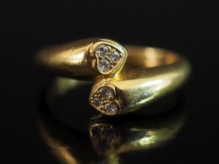 CARTIER, Paris Bague dite "Toi   Moi" en or jaune 750, à décor de deux