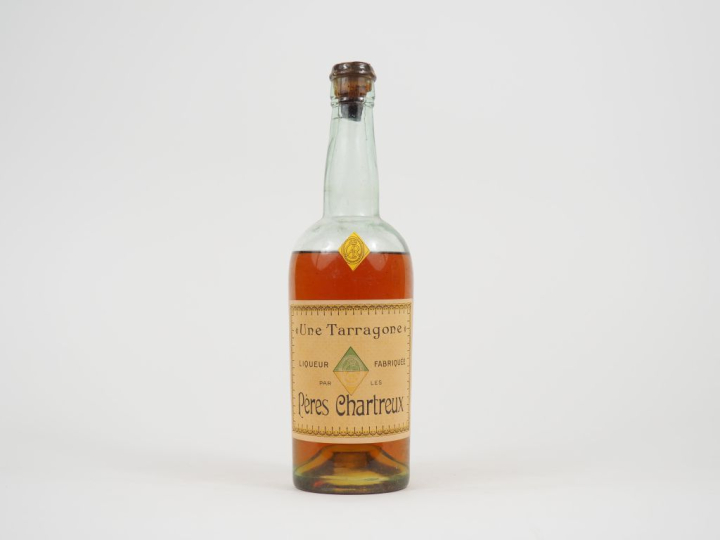 1 BOUTEILLE (50 CL) CHARTREUSE JAUNE "UNE TARRAGONE" PERIODE 1921-1929