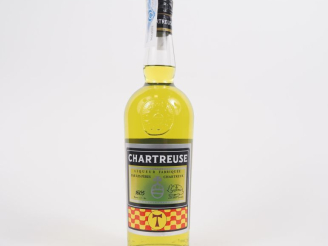 Vente aux enchères 1 BOUTEILLE CHARTREUSE JAUNE EPISCOPALE LA TAU - 2017