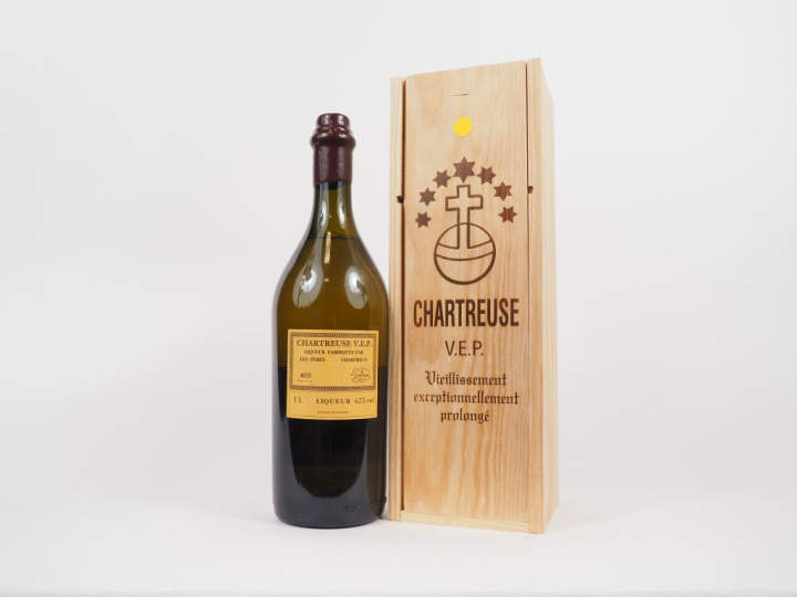 1 BOUTEILLE CHARTREUSE JAUNE VEP - 2019 - N°1081