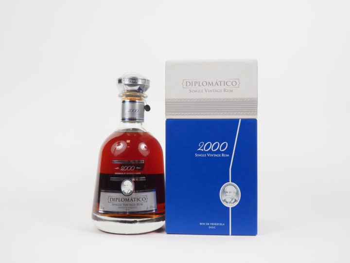 1 BOUTEILLE RHUM DIPLOMATICO SINGLE VINTAGE 43 ° - 2000 - COFFRET
