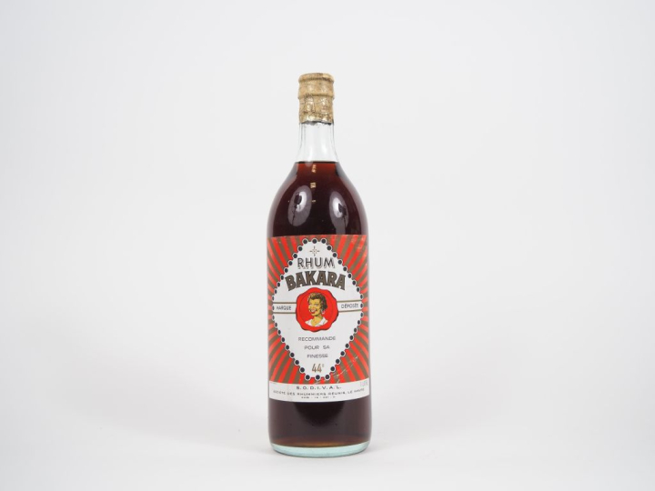 1 VIEILLE BOUTEILLE (1 L) RHUM BAKARA S.O.D.I.V.A.L LE HAVRE - 44°
