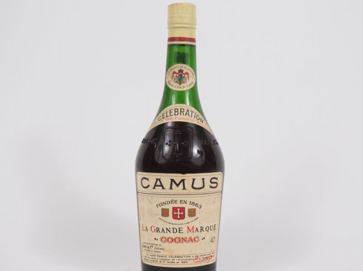 1 VIEILLE BOUTEILLE COGNAC CAMUS LA GRANDE MARQUE 'CELEBRATION'