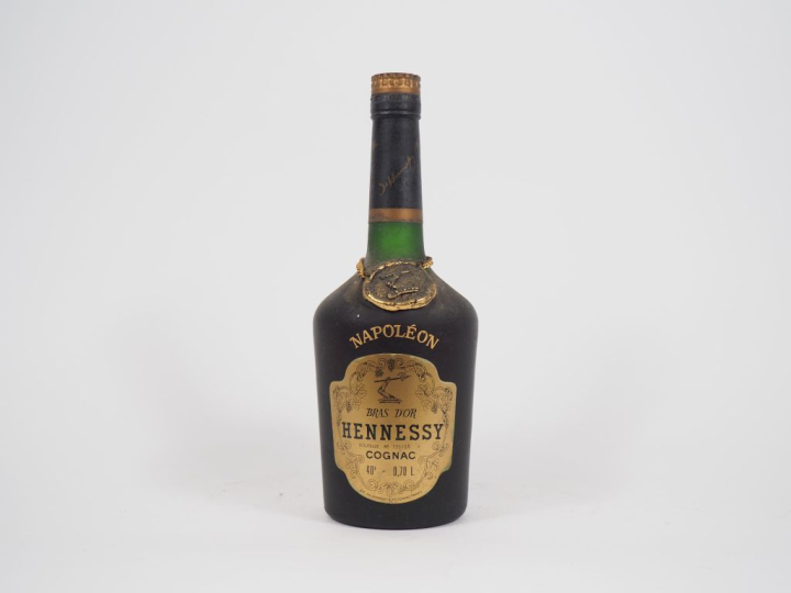 1 BOUTEILLE COGNAC HENNESSY 'BRAS D'OR' NAPOLÉON 