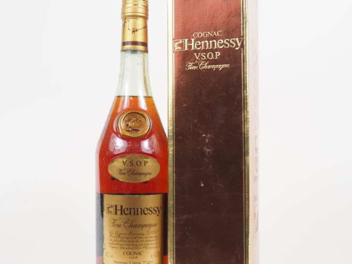 1 BOUTEILLE COGNAC HENNESSY FINE CHAMPAGNE V.S.O.P. - COFFRET