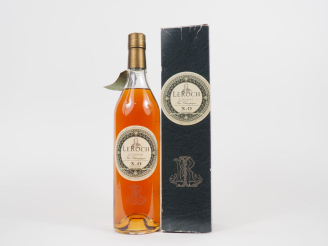 Vente aux enchères 1 BOUTEILLE COGNAC FINE CHAMPAGNE LE ROCH X.O CHERVES RICHEMONT - COFF