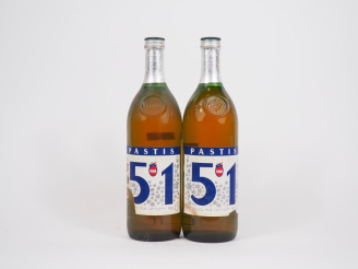 Vente aux enchères 2 BOUTEILLES PASTIS 51 PERNOD - ETA