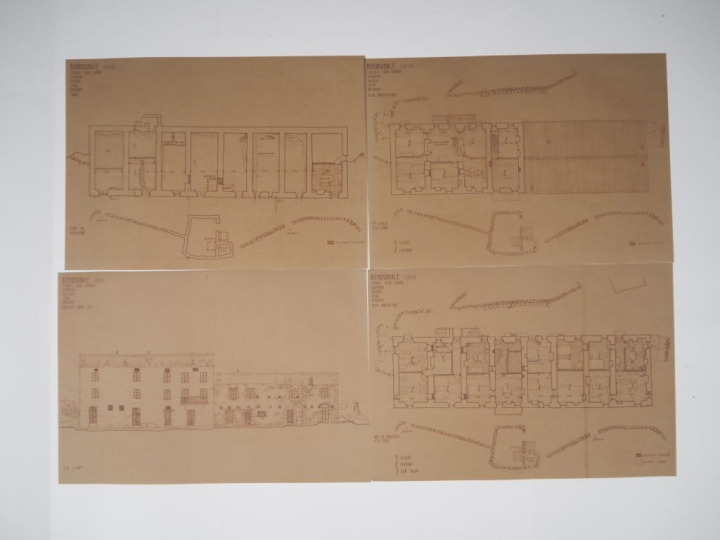 Exceptionnel ensemble de 11 plans d'architectes des années 70 : plans,