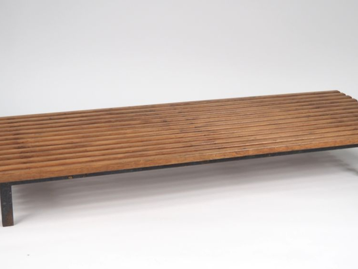 Charlotte PERRIAND.  Banquette "Cansado" en teck et métal. Circa 1958.