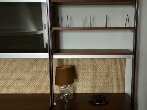 HERMAN MILLER.  Bibliothèque ou étagère en métal verre et bois. (A rem