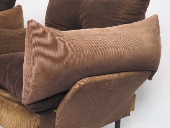 Mobilier de salon 1970 en velours marron, piétement métallique laqué n