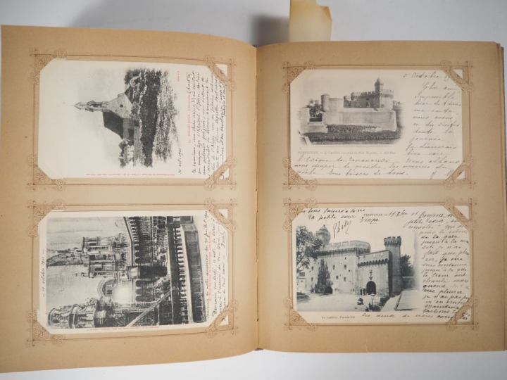 Album vers 1900 de 400 cartes postales : villes de cure, stations baln