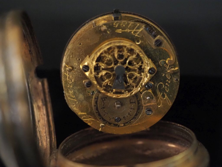 Phpe TERROT, à Genève Fin XVIIIe siècle Montre dite "oignon" en métal 