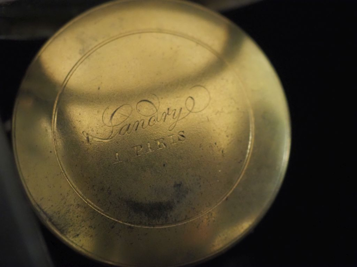 LANDRY, à Paris Montre de gousset à coq XIXème en argent et laiton.  C