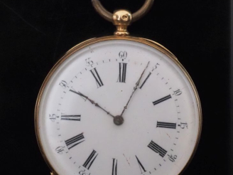 Vente aux enchères Montre de gousset Napoléon III en or jaune 750.  Cadran à chiffres ara
