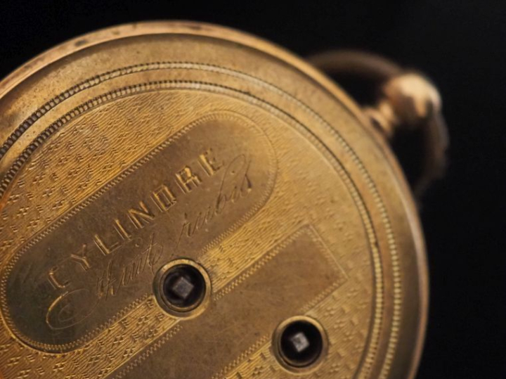 Montre de gousset Napoléon III en or jaune 750.  Cadran à chiffres ara