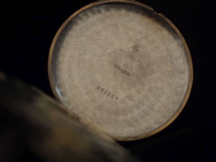 DOMINA Montre de gousset de style Art déco en or jaune 750.  Cadran à 