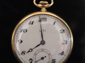 Vente aux enchères UTI Montre de gousset en ro jaune 750.  Cadran à chiffres arabes pour 