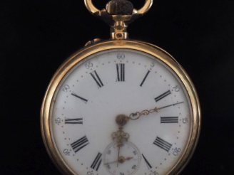 Vente aux enchères Montre de gousset en or jaune 750. Cadran à chiffres romains pour les 