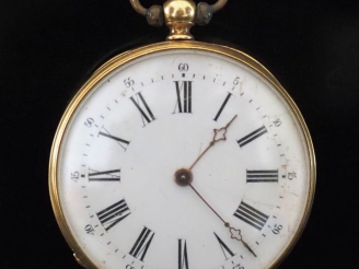 Vente aux enchères Montre de gousset en or jaune 750.  Cadran à chiffres romains pour les