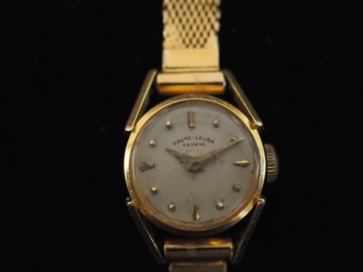 FAVRE - LEUBA Montre bracelet de dame, boitier et bracelet en or jaune