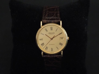 Vente aux enchères JAEGER LECOULTRE Montre bracelet, boitier en or jaune 750.  Cadran à c