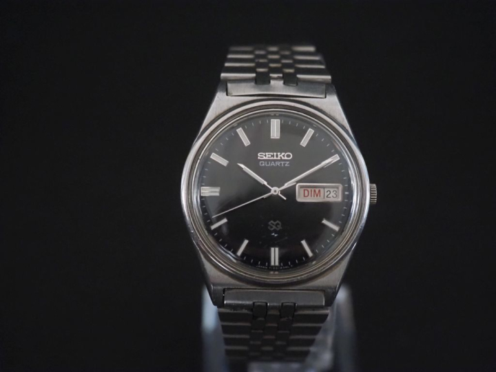 SEIKO, SQ Ref. 7123-8300 Montre bracelet en acier.  Cadran rond à inde