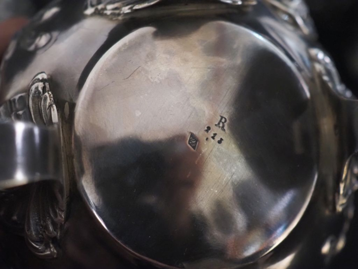 Service à thé Napoléon III de style rocaille en argent 925, poinçon Mi