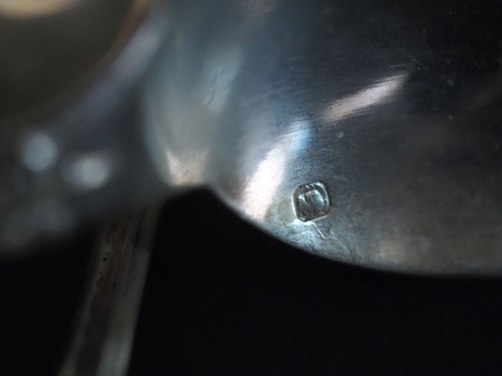 Partie de ménagère en argent 925, poinçon Minerve, à décor de feuillag