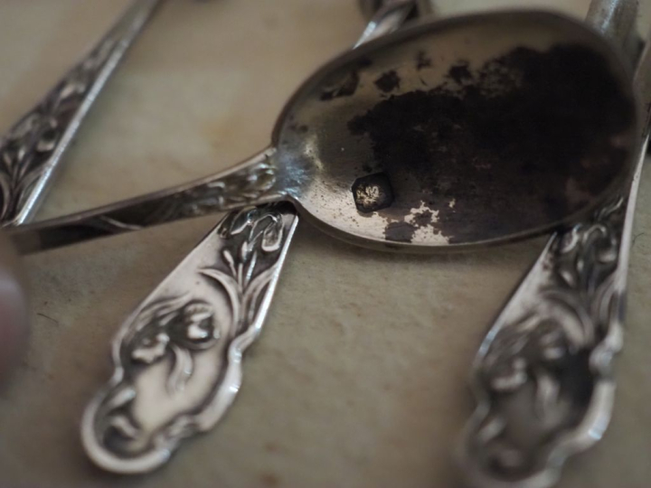 Suite de quatre salerons de style Art Nouveau en argent 925, poinçon M