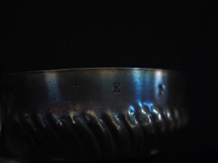 Ensemble comprenant deux différents tastes vin en argent 925, poinçon 